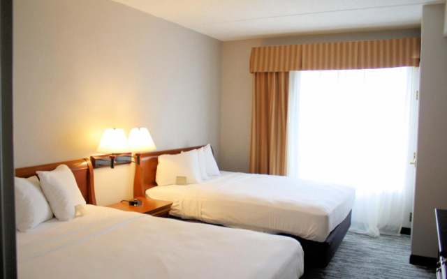 photo 5 of Country Inn & Suites by Radisson, BWI Airport (Baltimore), MD