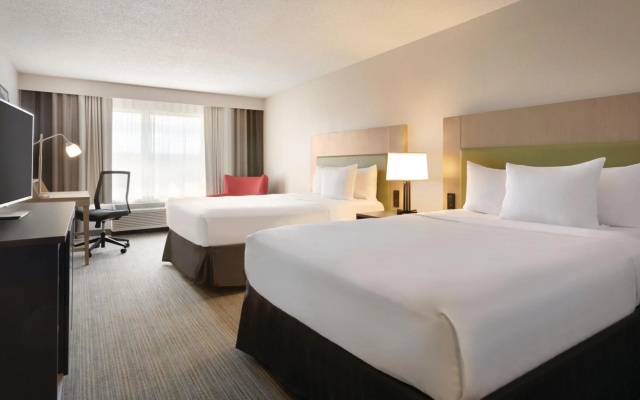 photo 5 of Country Inn & Suites by Radisson, Brooklyn Park - Brooklyn Center, MN