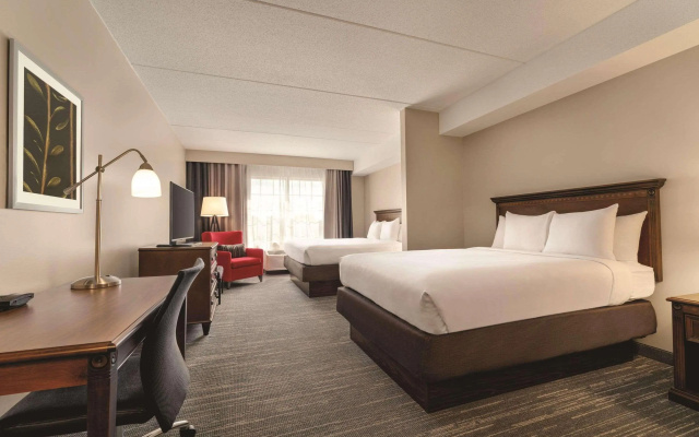 photo 5 of Country Inn & Suites by Radisson, Grand Rapids East, MI