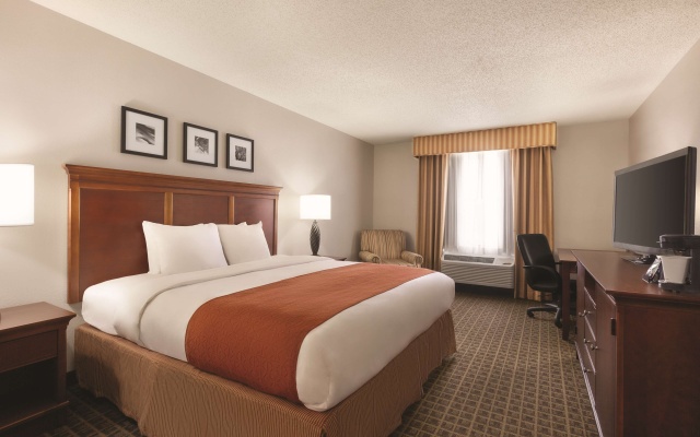photo 5 of Country Inn & Suites by Radisson, Lawrenceville near Northside Hospital Gwinnett