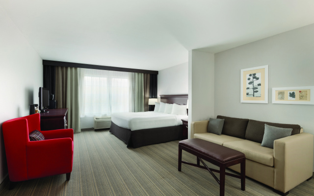 photo 2 of Garner Hotel Madison Huntsville Airport by IHG