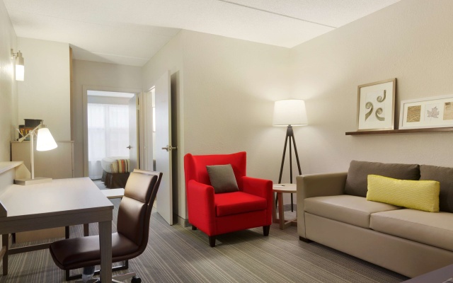 photo 3 of Country Inn & Suites by Radisson, Bloomington at Mall of America, MN