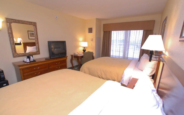 photo 5 of Hampton Inn & Suites Newark Airport Elizabeth