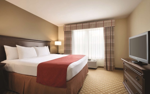 photo 5 of Country Inn & Suites by Radisson, Des Moines West, IA
