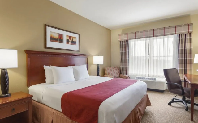 photo 4 of Country Inn and Suites By Carlson, Harrisburg at Union Deposit Rd, PA