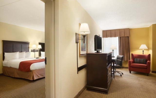 photo 3 of Country Inn & Suites by Carlson, Jacksonville I-95 South