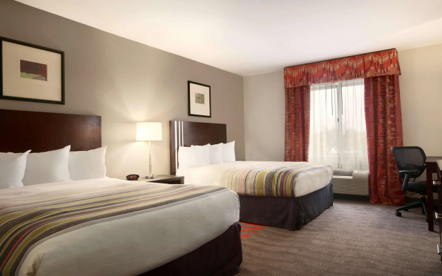 photo 4 of Country Inn & Suites by Radisson, Dearborn, MI