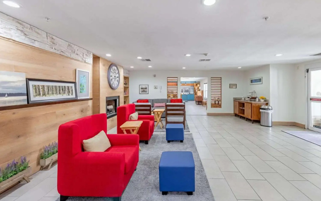 photo 2 of Country Inn & Suites by Radisson, Lewisville, TX