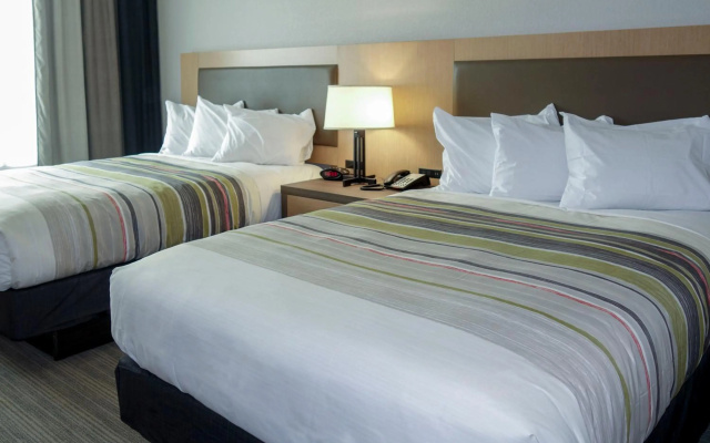 photo 4 of Country Inn & Suites by Radisson, New Braunfels, TX