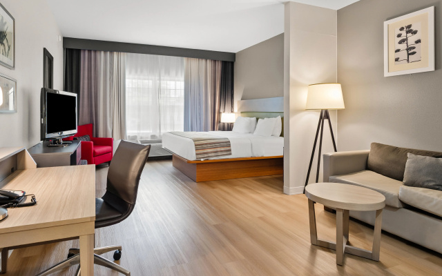 photo 5 of Country Inn & Suites by Radisson, Roanoke, VA