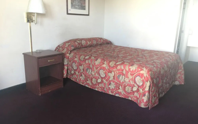 photo 5 of Travelodge by Wyndham Richmond Kentucky