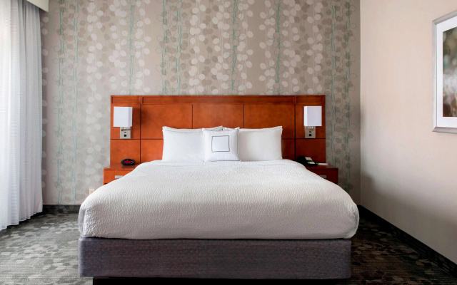photo 4 of Sonesta Select Newport Middletown Hotel