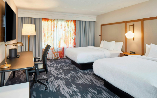 photo 4 of Fairfield Inn & Suites by Marriott Albany Airport