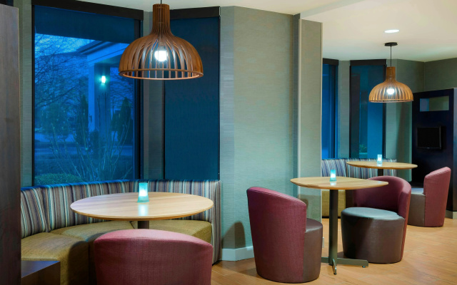 photo 4 of Courtyard by Marriott Asheville