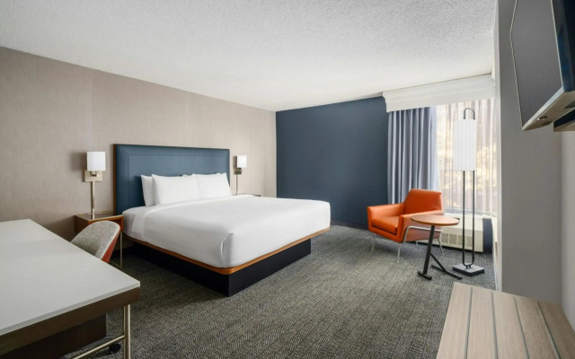 photo 4 of Courtyard by Marriott Atlanta Buckhead