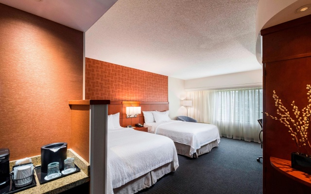 photo 3 of Courtyard by Marriott Atlanta Buford Mall of Georgia