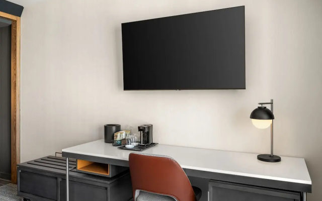 photo 5 of Courtyard by Marriott Milwaukee Brookfield at Poplar Creek