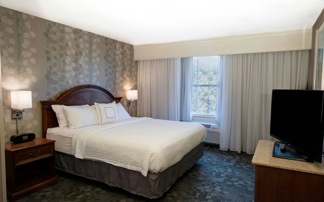photo 4 of Courtyard by Marriott Chapel Hill