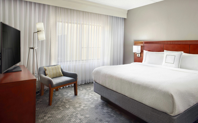 photo 4 of Courtyard by Marriott Charlotte Southpark