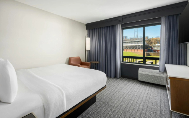 photo 3 of Courtyard by Marriott Chattanooga Downtown