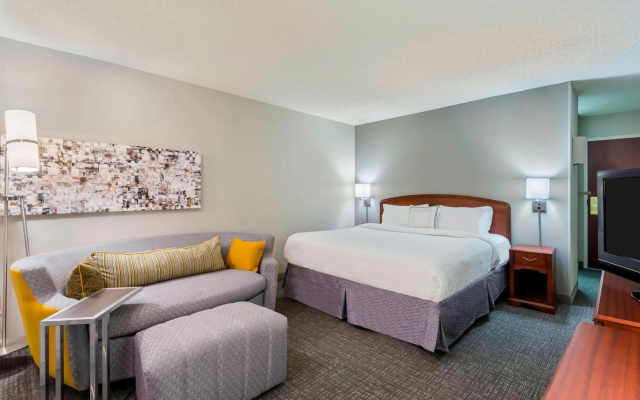 photo 4 of Courtyard by Marriott Chattanooga Downtown