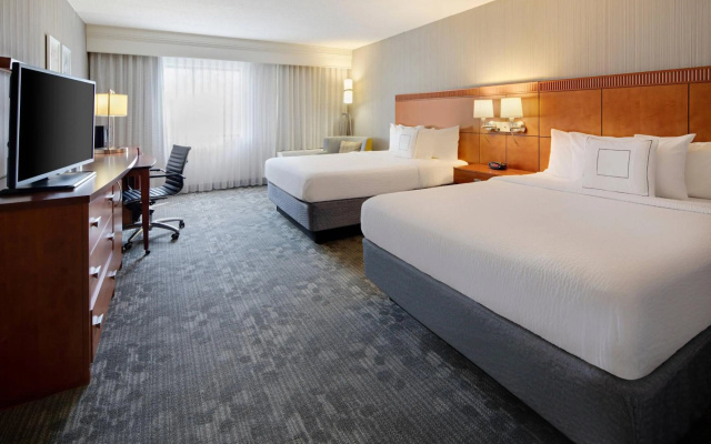 photo 4 of Courtyard by Marriott Cleveland Beachwood