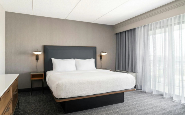 photo 5 of Courtyard by Marriott Cleveland Beachwood