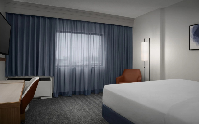 photo 5 of Courtyard by Marriott Dallas Addison/Quorum Drive