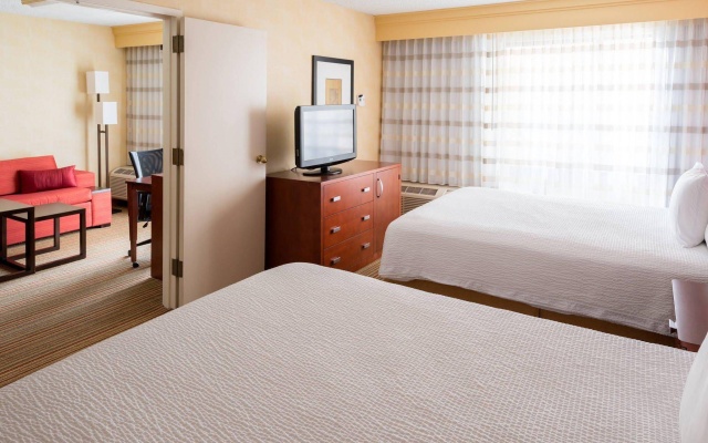 photo 5 of Courtyard by Marriott Des Moines West Clive