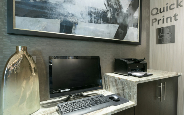 photo 3 of Courtyard by Marriott Edgewater NYC Area
