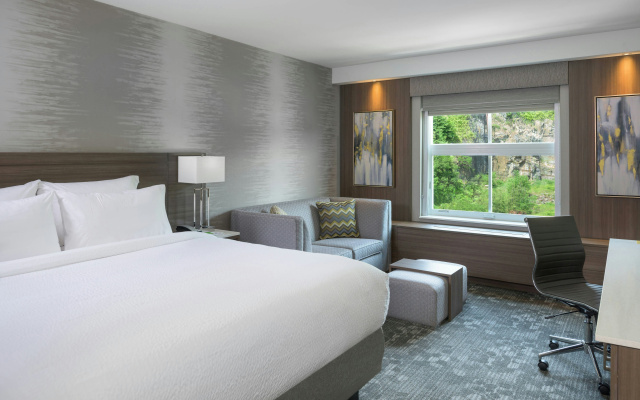 photo 5 of Courtyard by Marriott Edgewater NYC Area
