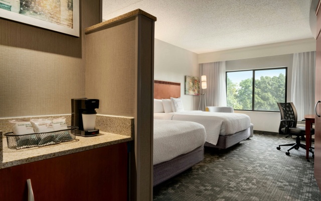 photo 4 of Courtyard by Marriott Ewing Princeton
