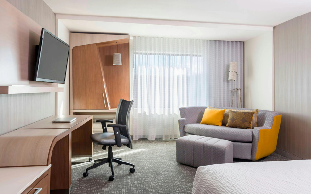 photo 4 of Courtyard by Marriott Fayetteville