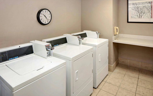 photo 3 of Courtyard by Marriott Fort Lauderdale North/Cypress Creek