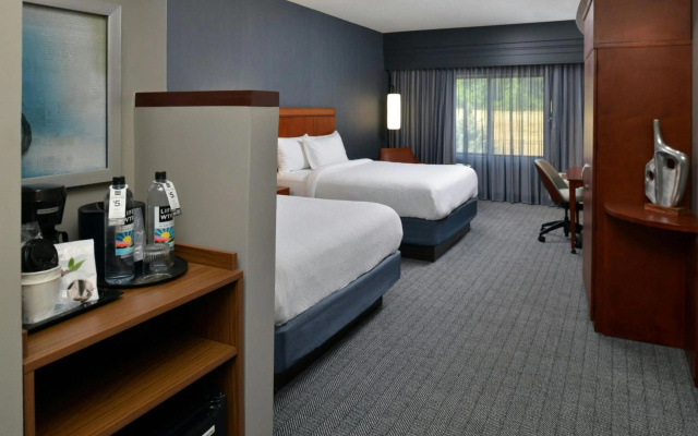 photo 4 of Courtyard by Marriott Harrisburg Hershey