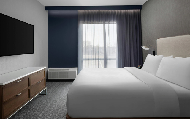 photo 5 of Courtyard by Marriott Lansing Downtown
