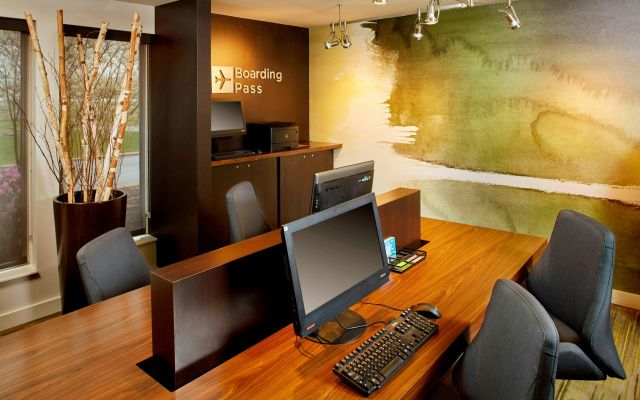 photo 3 of Courtyard by Marriott Lansing