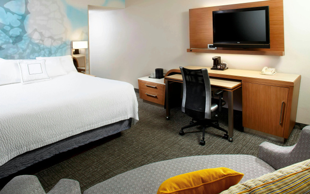 photo 4 of Courtyard by Marriott Lansing