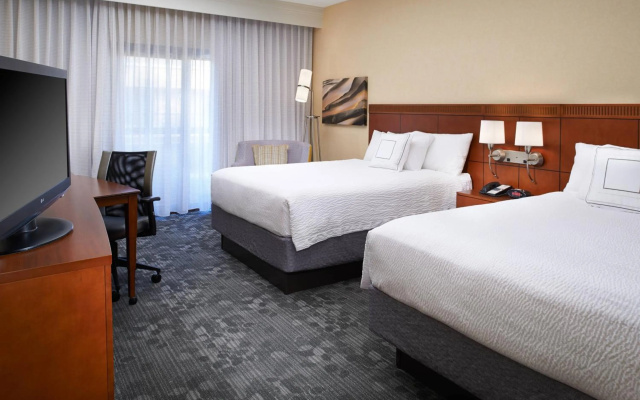 photo 2 of Courtyard by Marriott Lexington North
