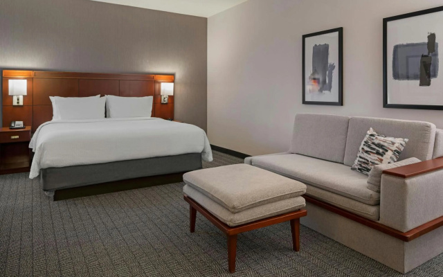 photo 3 of Courtyard by Marriott Long Beach Airport