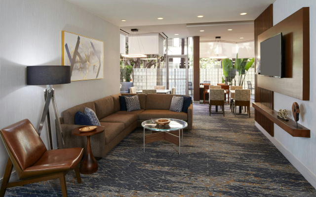 photo 3 of Courtyard by Marriott Los Angeles LAX/Century Boulevard