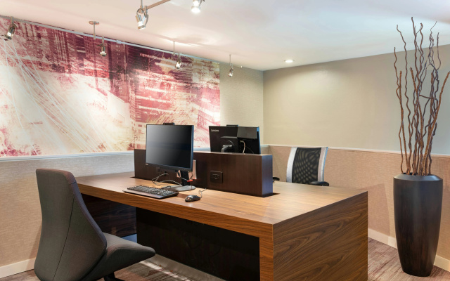 photo 2 of Courtyard by Marriott Miami Airport West/Doral