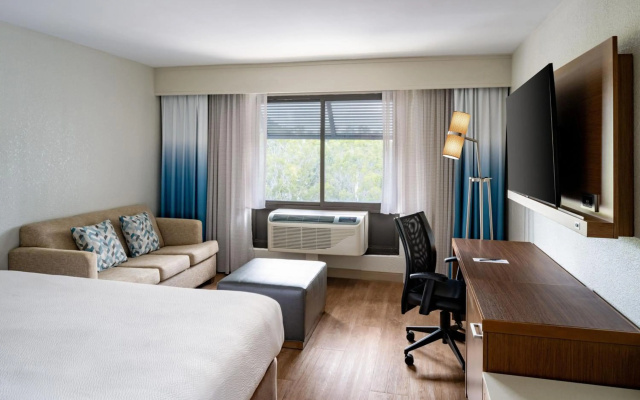 photo 5 of Courtyard by Marriott - Naples