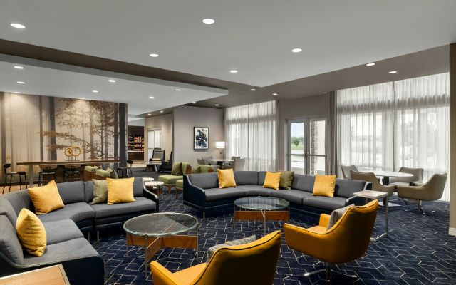 photo 2 of Courtyard by Marriott Omaha Bellevue Beardmore Event Center