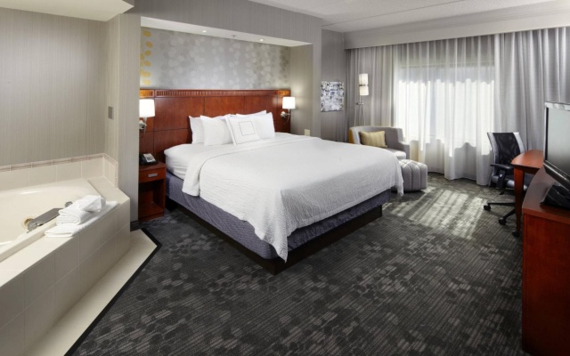 photo 4 of Courtyard by Marriott Pittsburgh Shadyside