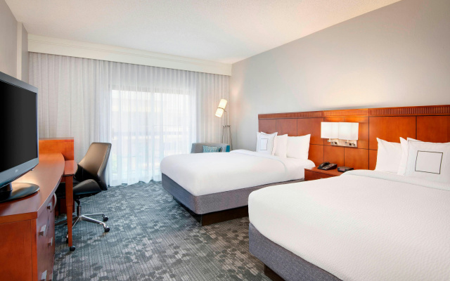 photo 4 of Courtyard by Marriott Savannah Midtown