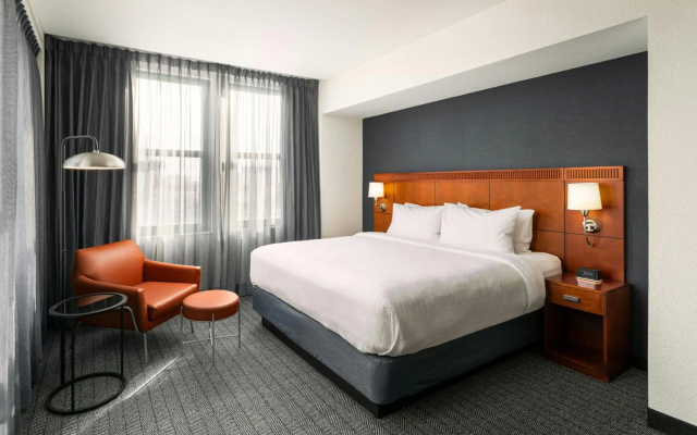 photo 5 of Courtyard by Marriott St. Petersburg Downtown