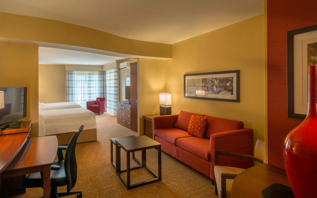 photo 4 of Courtyard by Marriott Charleston Downtown/Civic Center