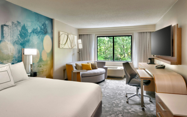 photo 5 of Courtyard by Marriott Charlotte Airport LoSo