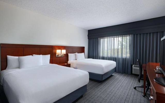photo 5 of Courtyard by Marriott Dallas Arlington/Entertainment Dist